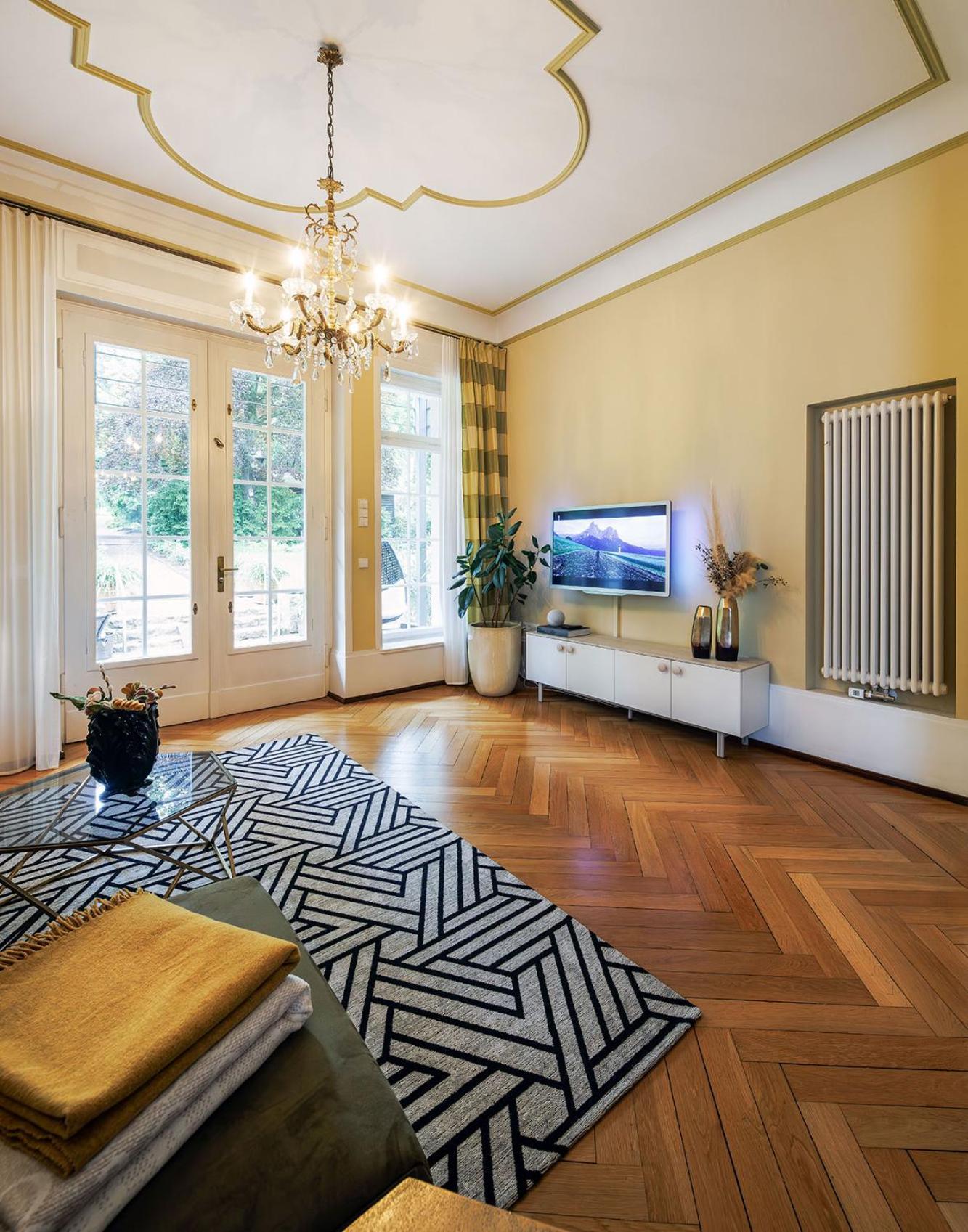 Villa Nussbaumer - Business-Und Ferienwohnung In Bester Lage Arnstadt Exterior photo